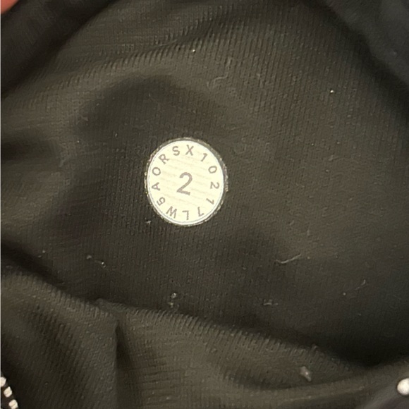 Lululemon Train Times 7/8 Pant 25" - Picture 5 of 7